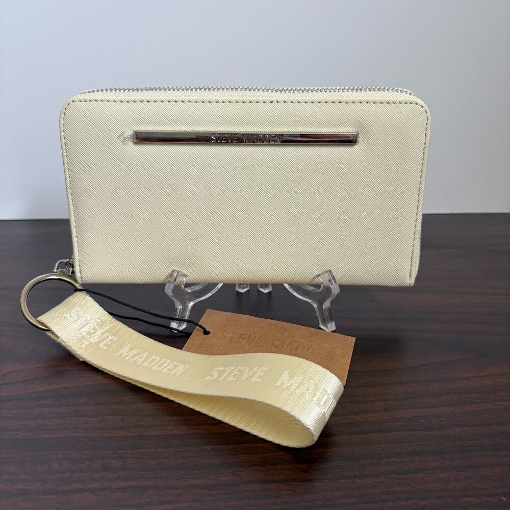 Steve Madden Zip Around Wristlet Wallet Pear Sorbet (light yellow) Travel Chic